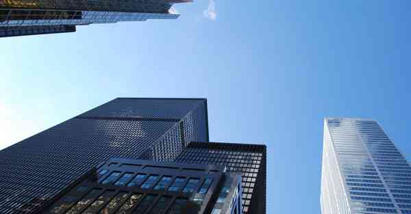 华为泰坦智能机器人