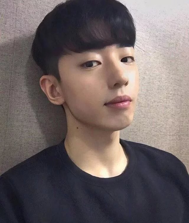湛世梦翰