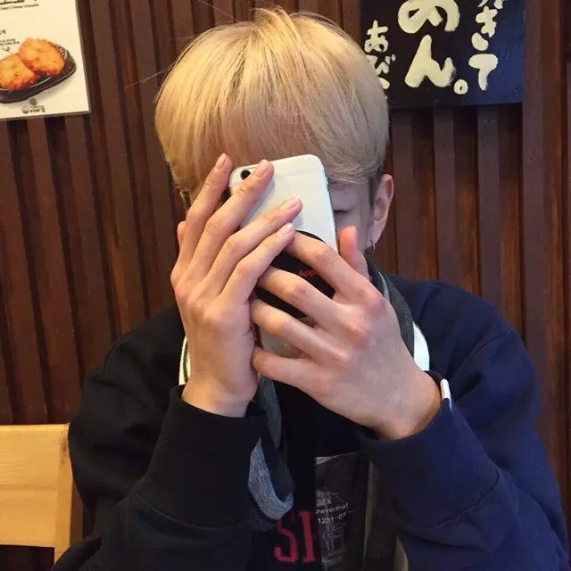 太叔松娴桦