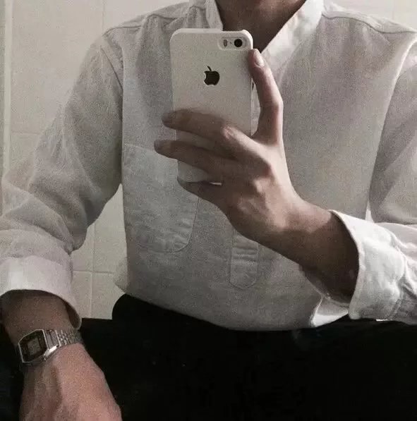 苗军士萍