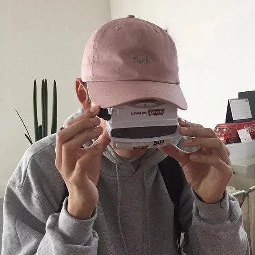 柯雁美茗