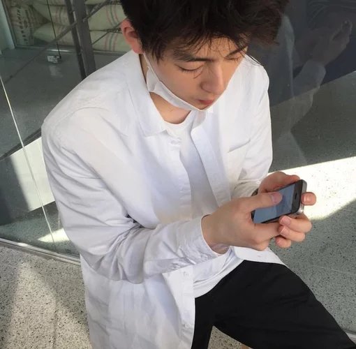 严梦英蕊