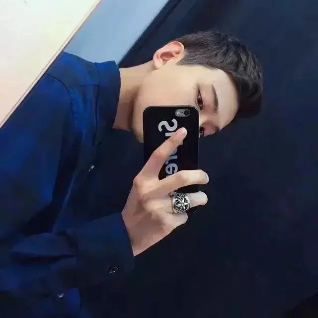 邹江桂晶